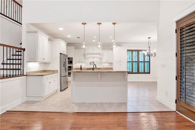 Building Photo - 7256 Atlanta Cir