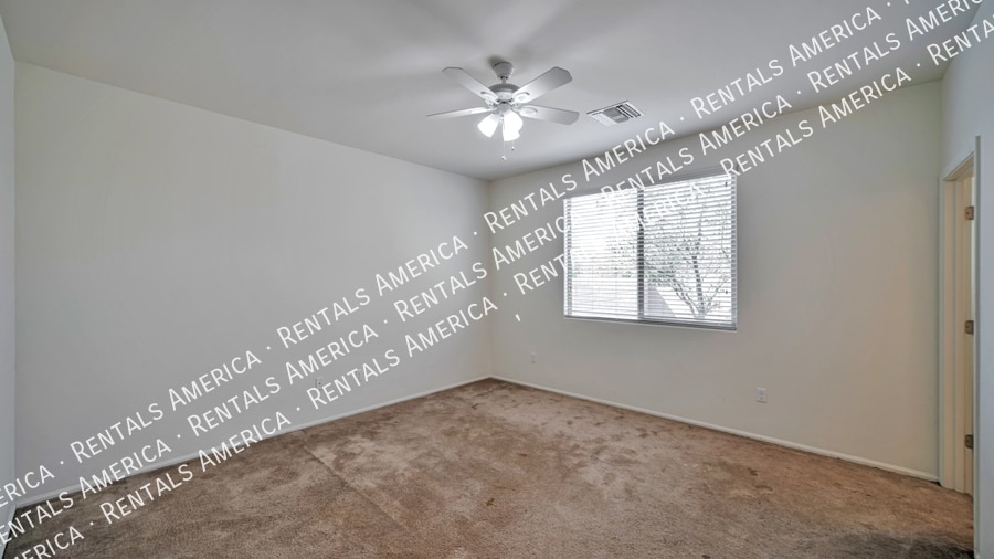 Building Photo - 6678 W Fishermans Dr