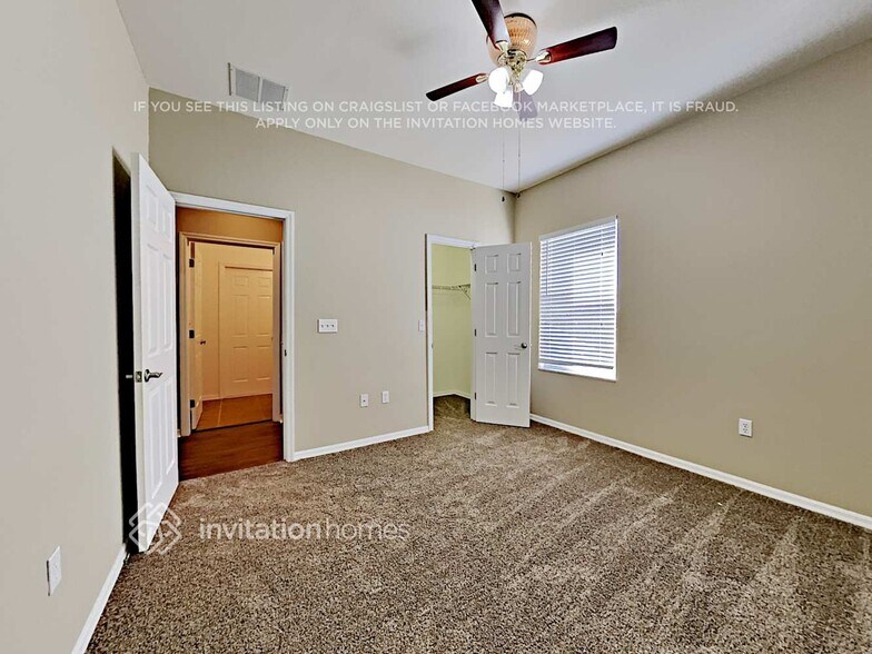 Building Photo - 4681 Mandolin Loop