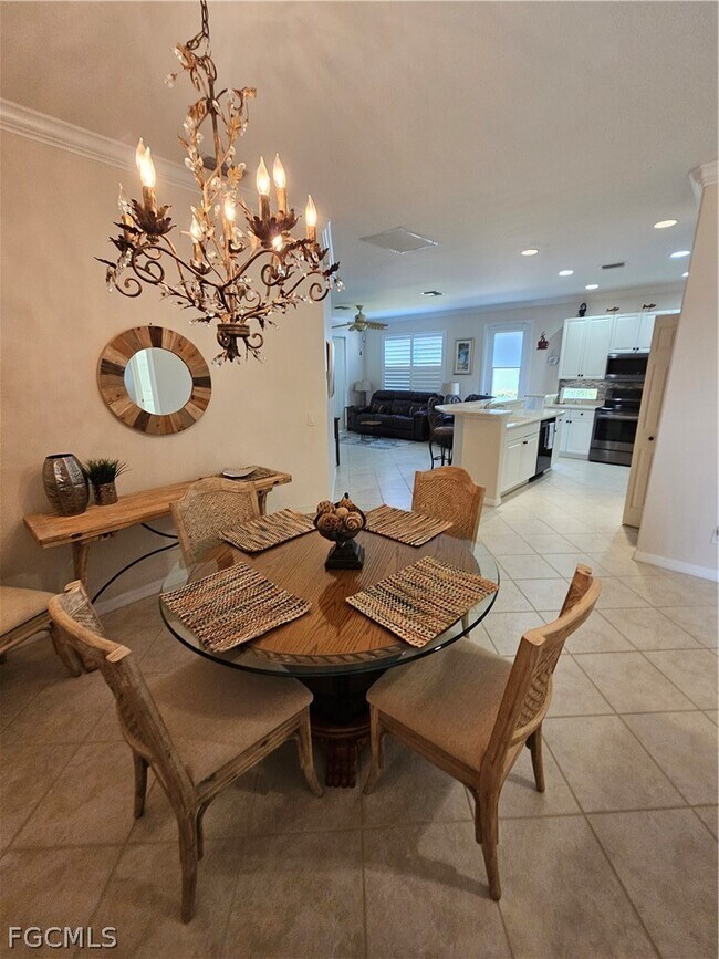 Building Photo - 10518 Avila Cir