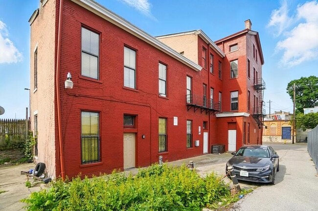 Building Photo - 3032 Colerain Ave