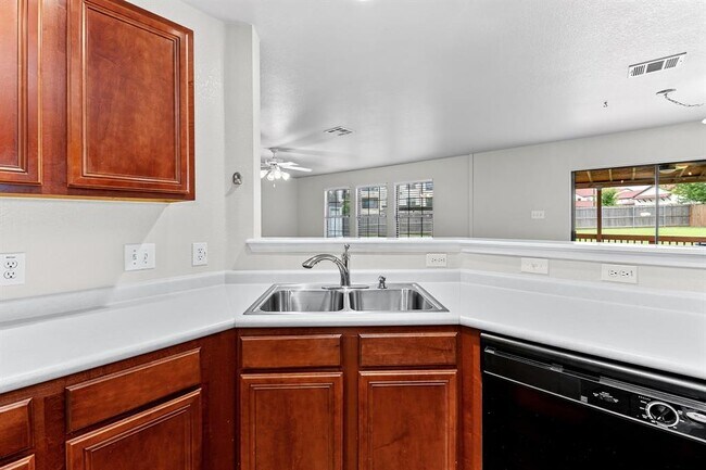 Building Photo - 5508 Tabby Cove