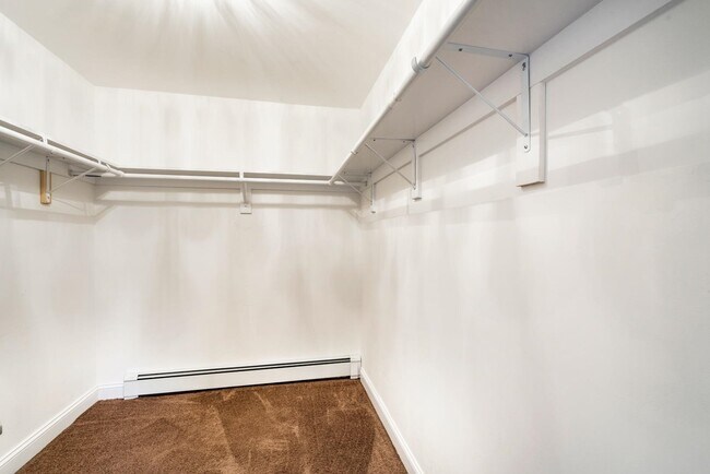 Building Photo - 14A Riverview Cir