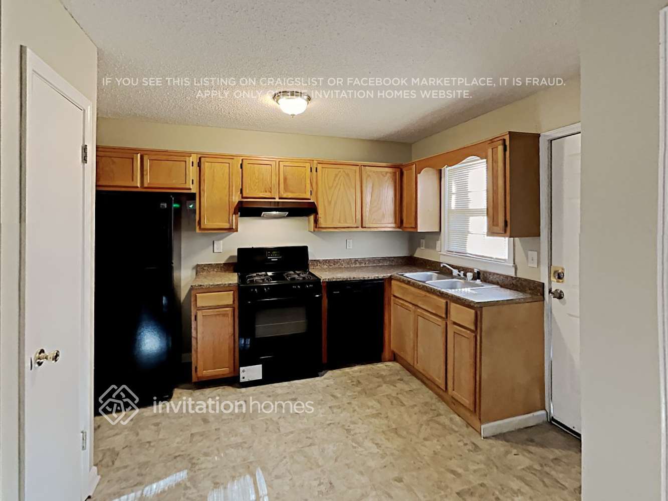 Building Photo - 360 Davis Mill Dr