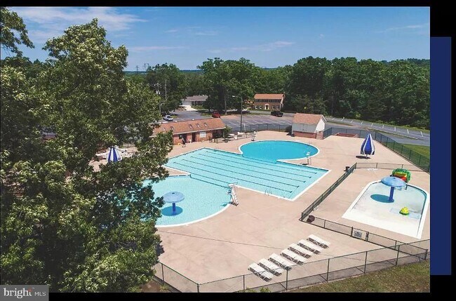 Building Photo - 2044 Coast Guard Dr