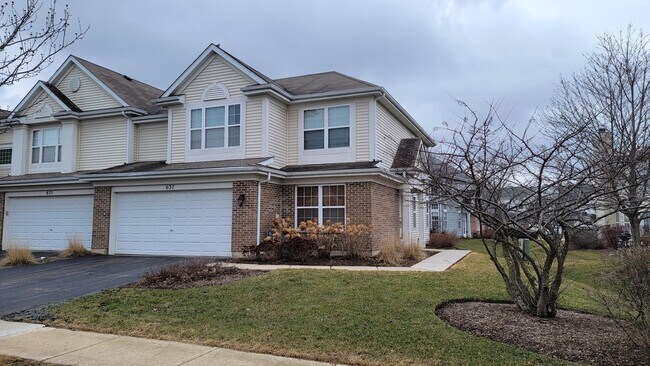 Primary Photo - 637 Lancaster Dr