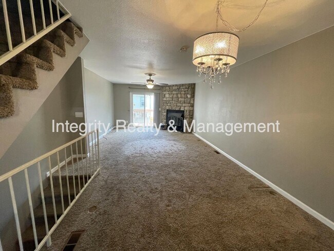 Building Photo - 1811 S Quebec Way