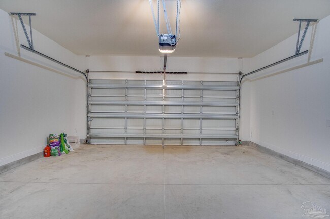 Building Photo - 4620 Sago Palm Cir