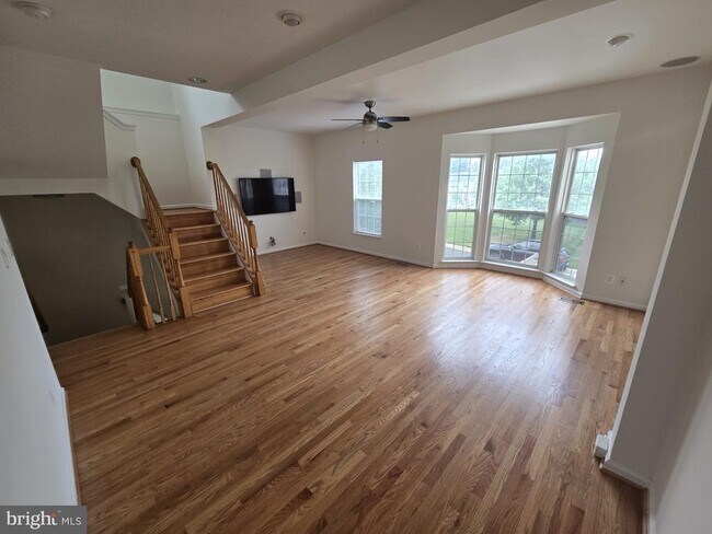Building Photo - 14134 Darkwood Cir