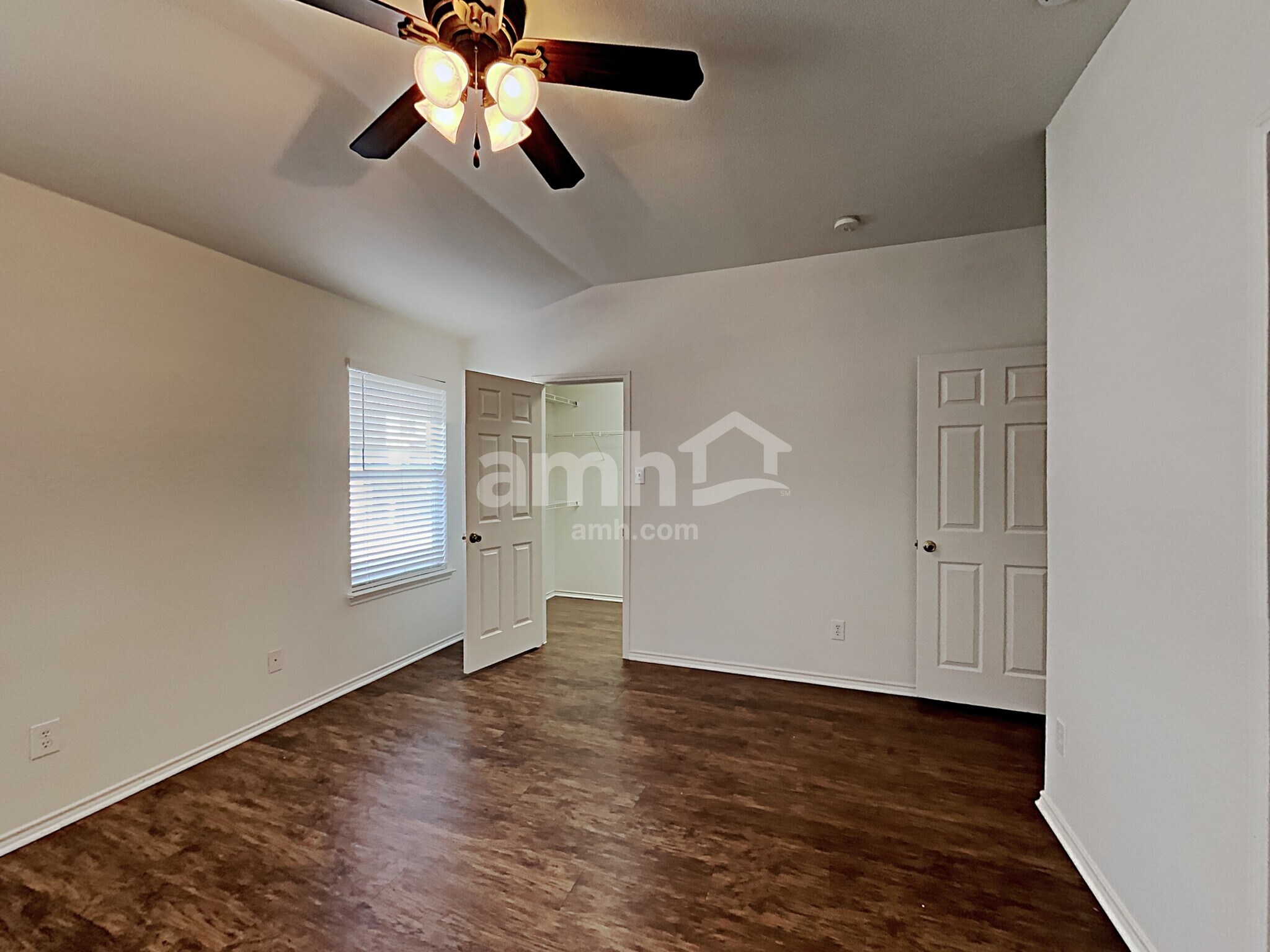 Building Photo - 11039 Arabian Palm