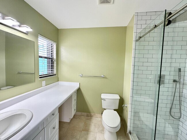 Building Photo - 13509 S Indian River Dr