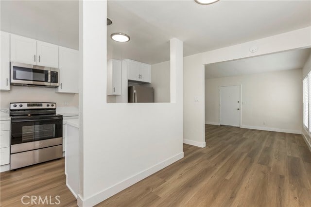 Building Photo - 10327 Flora Vista St