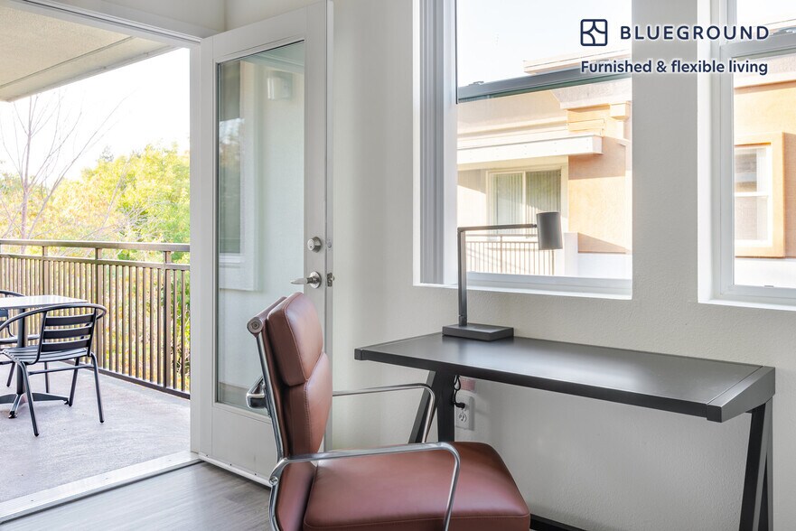 Building Photo - 34 Union Square