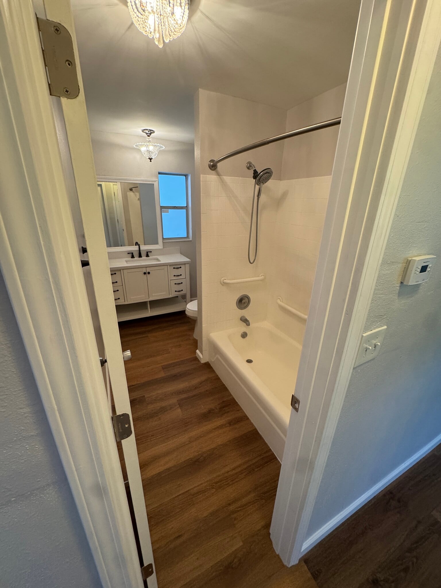 Building Photo - 438 80th Ave N