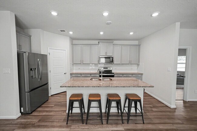 Building Photo - 3037 Beringer Blvd