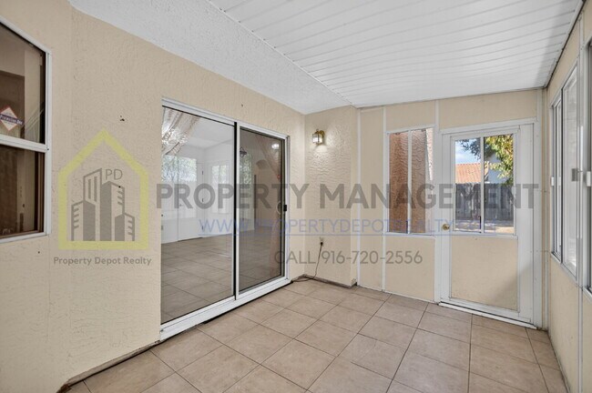 Building Photo - Charming 3-Bedroom Home with 2 Baths