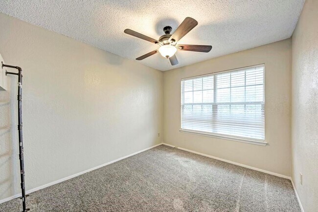 Building Photo - 12002 Bobcat Trail