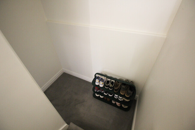 Building Photo - 625 E 200 S