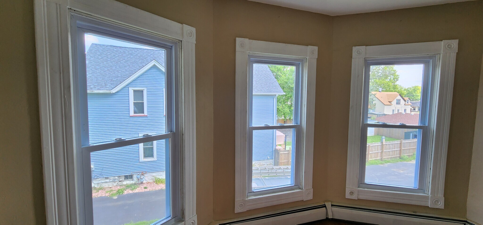 New windows throughout - 714 Richmond St