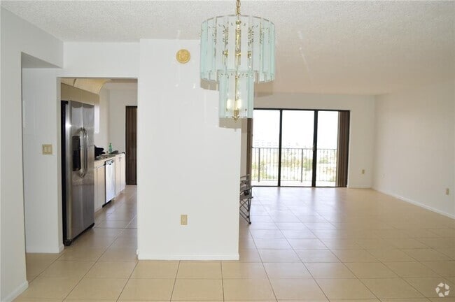 Building Photo - 1201 S Ocean Dr