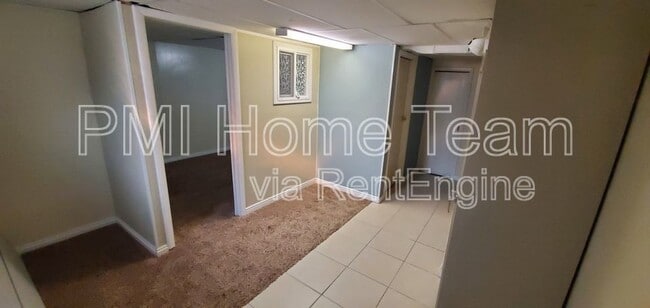 Building Photo - 887 Bel Mar Dr