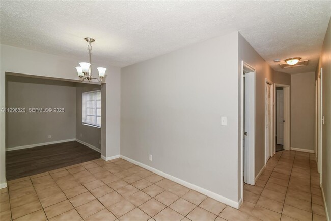 Building Photo - 161 NE 20th St