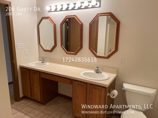 Building Photo - 206 Gusty Dr