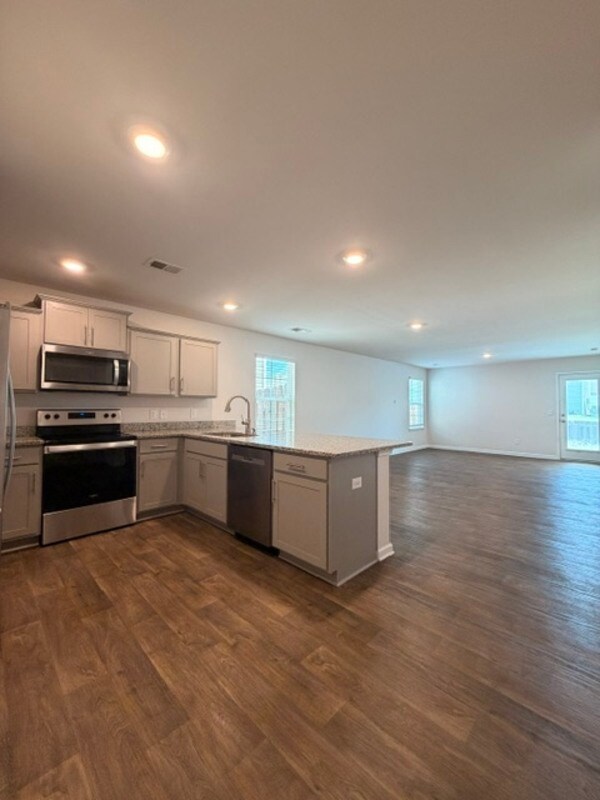 Building Photo - 1098 Belmont Grn Rd