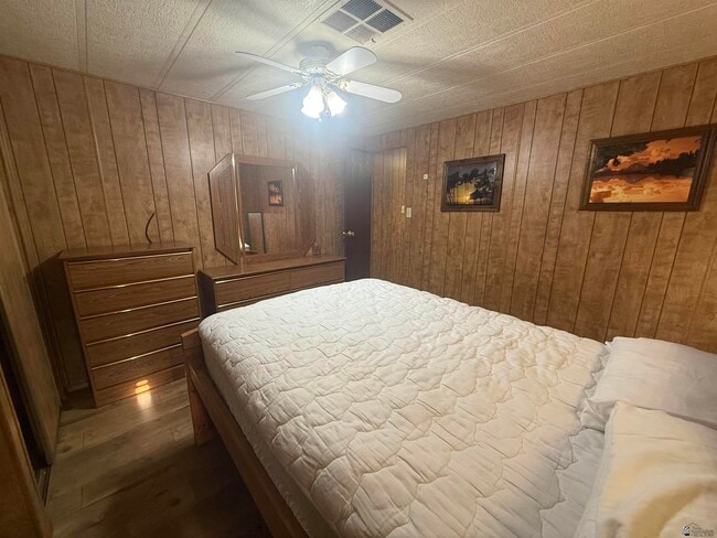 Building Photo - 9384 E Ranch Dr