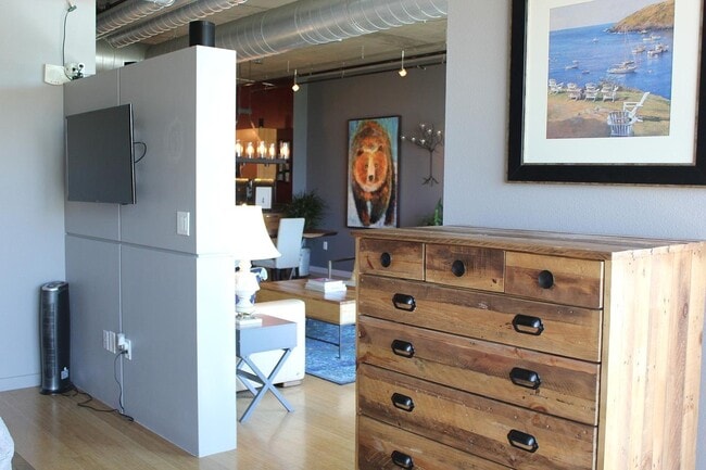 Building Photo - 1401 Wewatta St