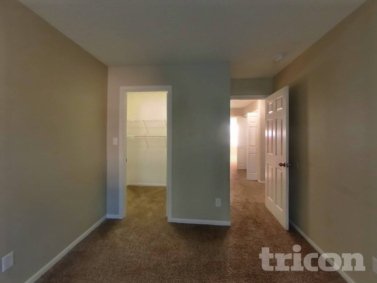 Building Photo - 1411 Blue Brook Way