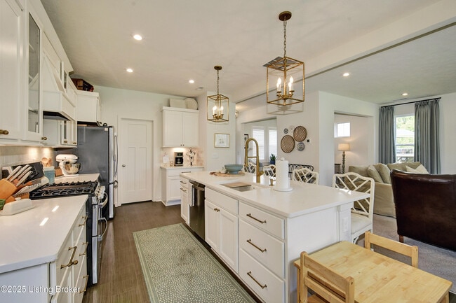 Building Photo - 3407 Grassland Ct