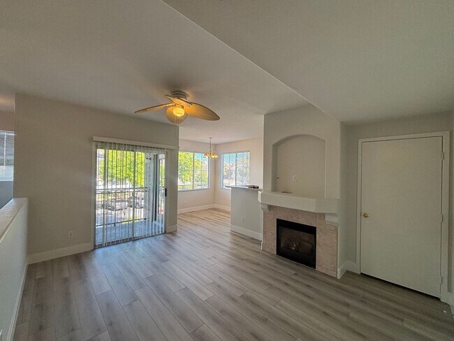 Building Photo - *CUTE 2 MASTER BEDROOM CONDO IN GATED COMMUNITY!!*