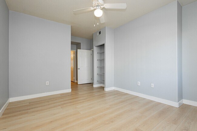 Building Photo - 3318 N Decatur Blvd
