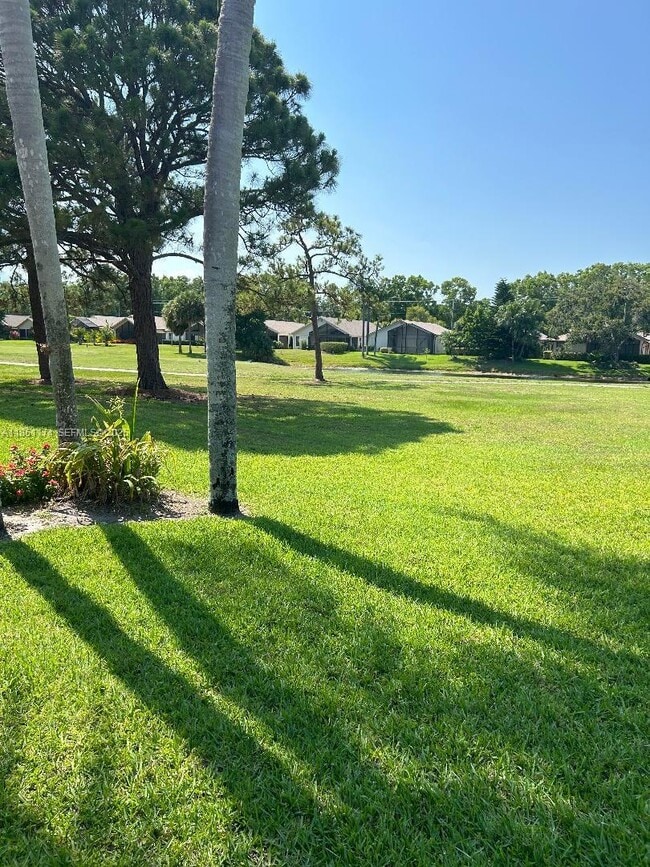 Building Photo - 6114 SE Georgetown Pl