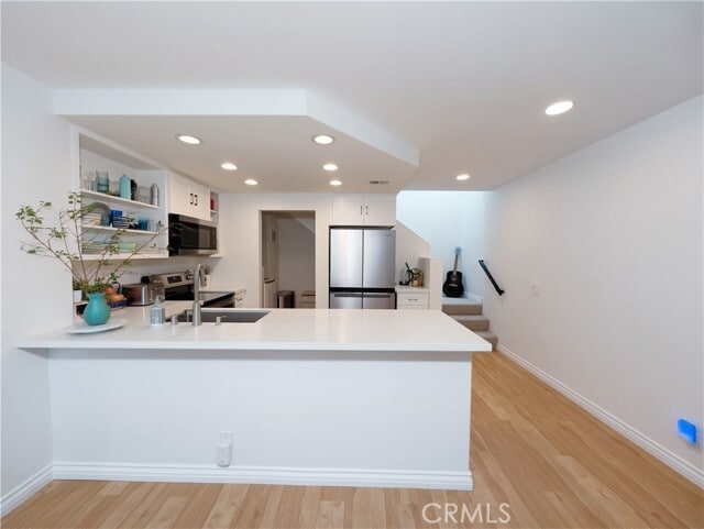 Building Photo - 631 Springbrook N