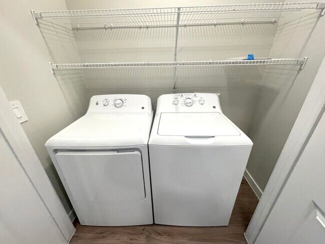 Building Photo - 5901 Co Rd 277