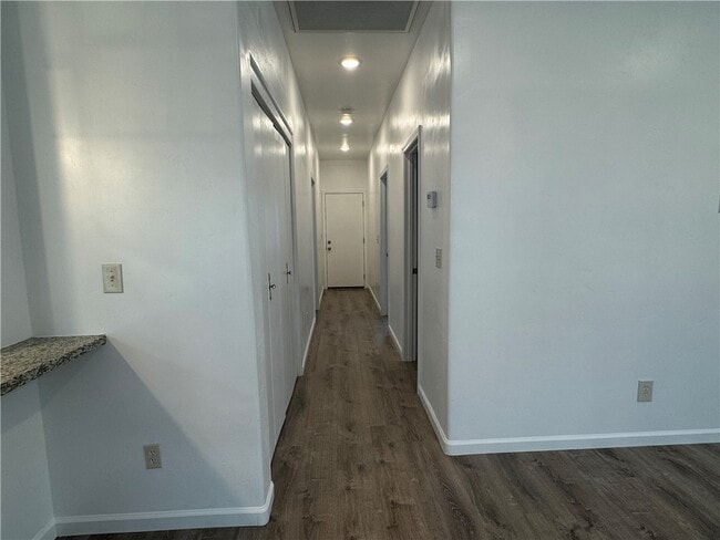 Building Photo - 1729 Ramar Rd