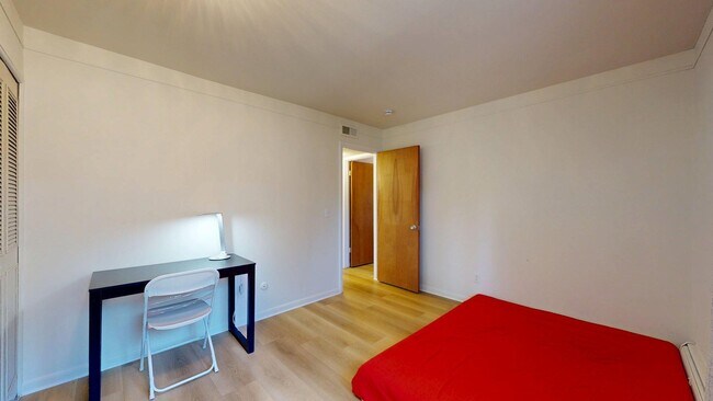 Building Photo - 1257 Island Dr