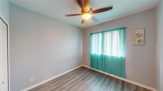 Building Photo - 3044 Camino Real Dr S