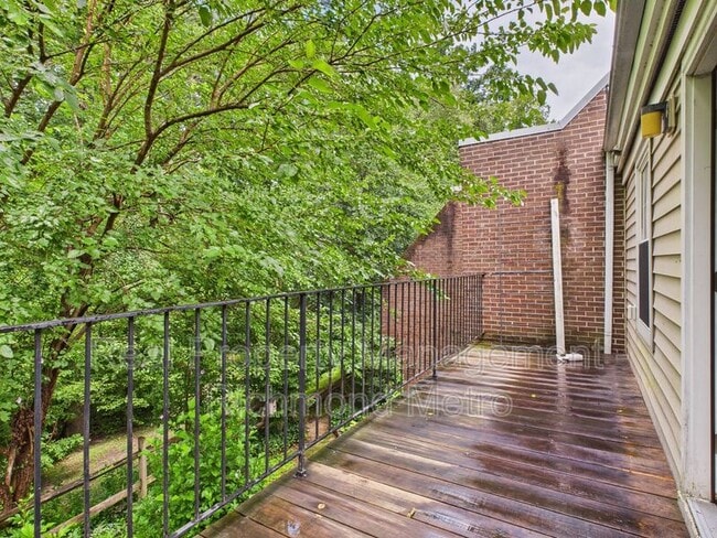Building Photo - 1534 Cross Keys Ct