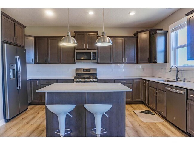 Building Photo - 1574 Edgebrook Ln