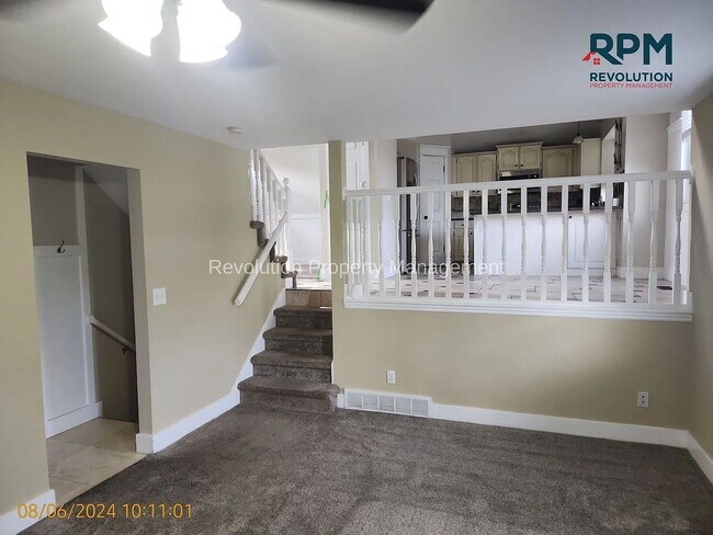 Building Photo - Charming 4-Bed Kaysville Home