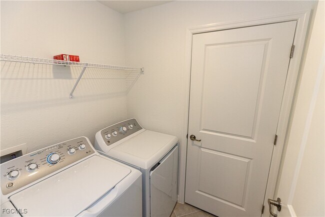 Building Photo - 16524 Kingwood Ln