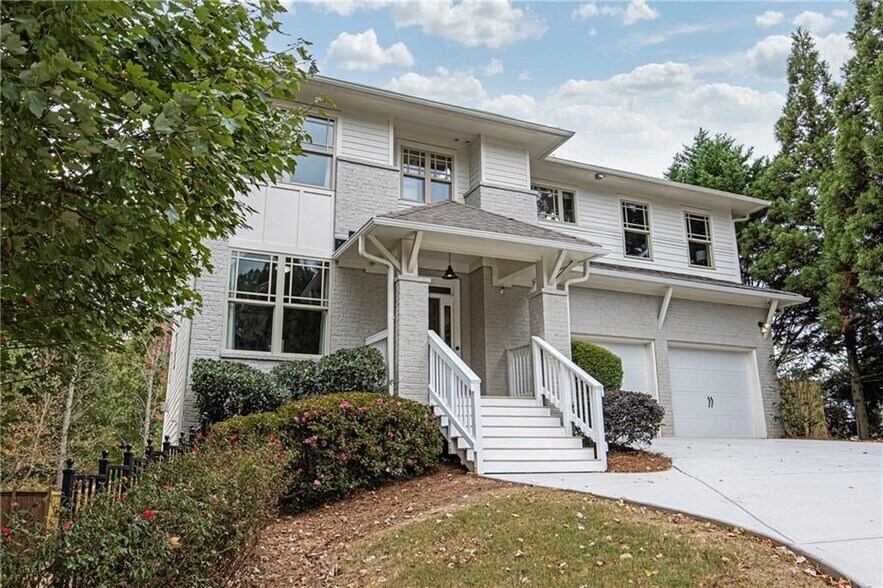 Building Photo - 2675 Sugar Mill Dr SE