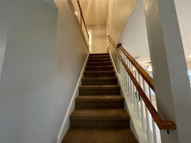 Building Photo - 14828 Single Trce