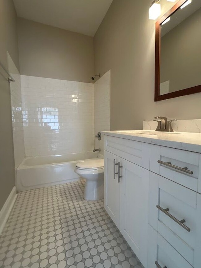 Building Photo - 3 Bed 2 Bath in Atlanta!---Special offer: ...