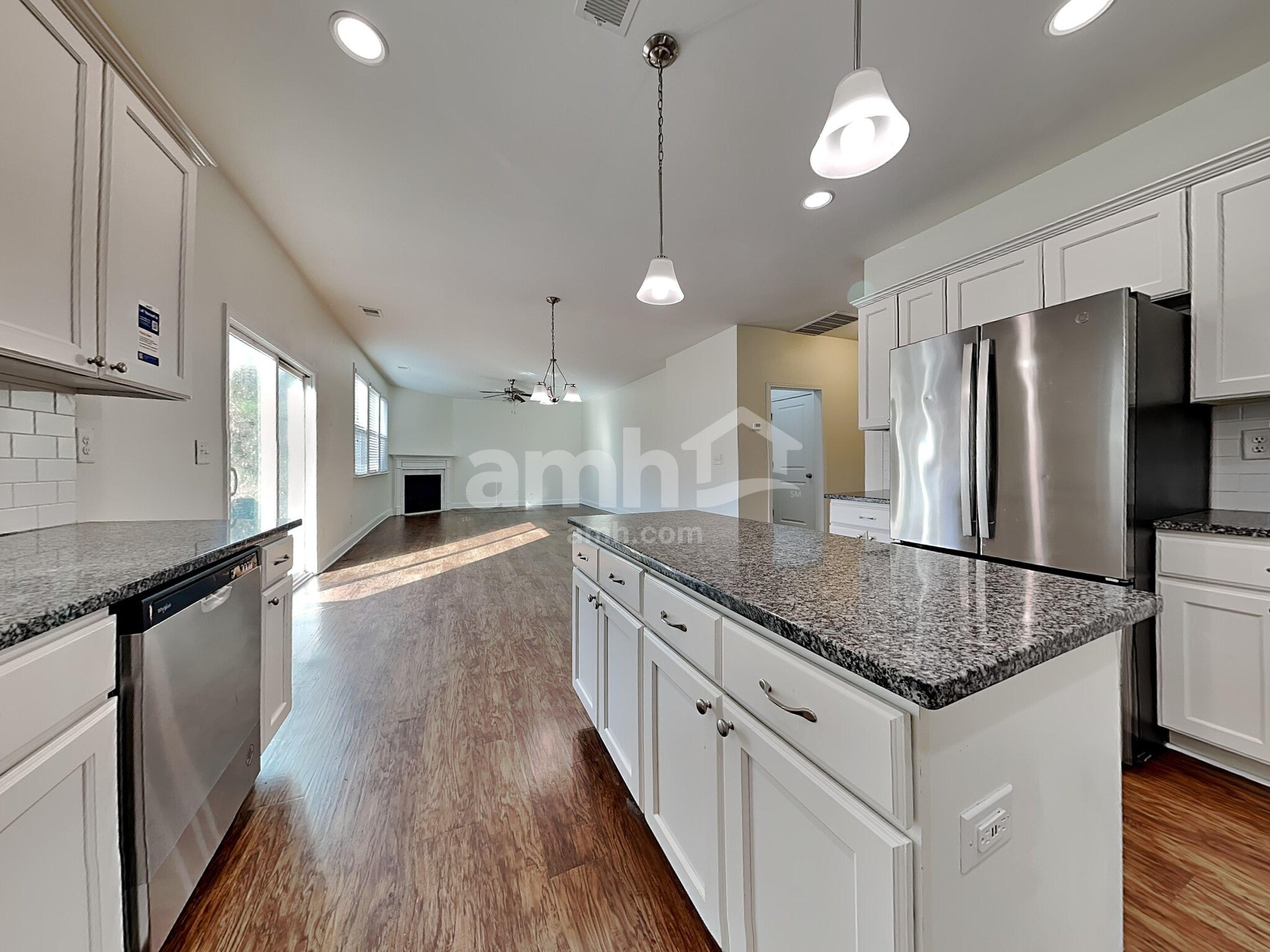 Building Photo - 1027 Monitor Ct