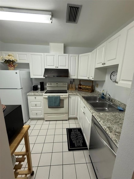 Building Photo - 2700 Bayshore Blvd
