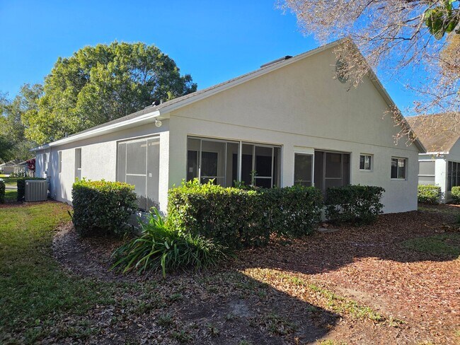 Building Photo - 3/2 In King's Ridge 55+ Community